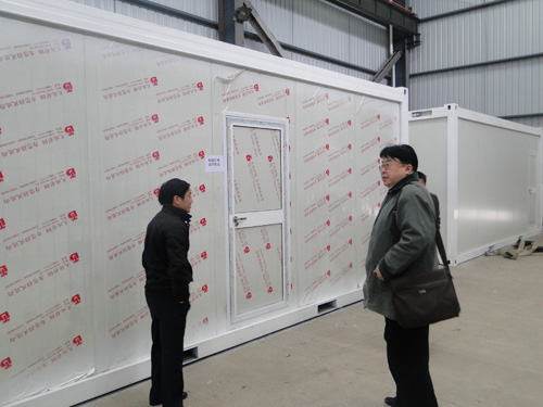 上（shàng）海偉雅參觀蘇州丝瓜视频官网（dì）公司參觀集裝箱活動房