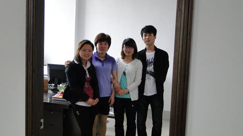 彩鋼（gāng）板公（gōng）司孫海（hǎi）霞及劉（liú）延軍去中勝的場景：