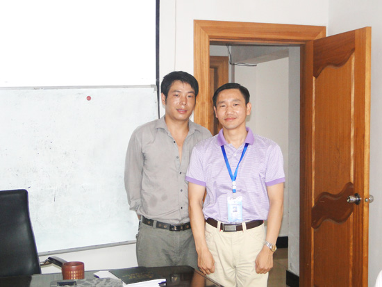 普通（tōng）職員品德迎來客（kè）戶讚譽