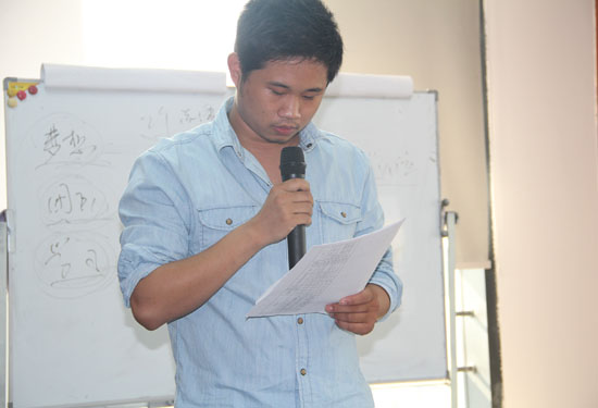 活動板房公司王剛老師朗讀（dú）網絡部主管孫姐的（de）工作總結