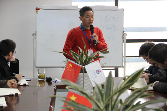 俞總要求高管們努力（lì）工作，實現對家人們的承諾