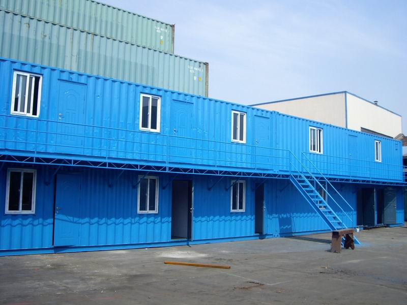 住人集裝箱的“四合院（yuàn）”，工人們溫暖的家