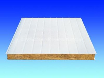 最適合使用在工地上的夾芯彩鋼板