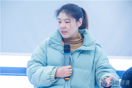 集裝（zhuāng）箱換電站