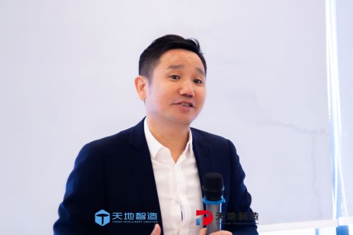 集（jí）裝箱換電站